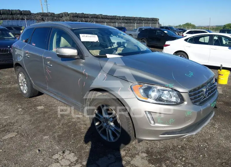 2016 Volvo XC60 фото