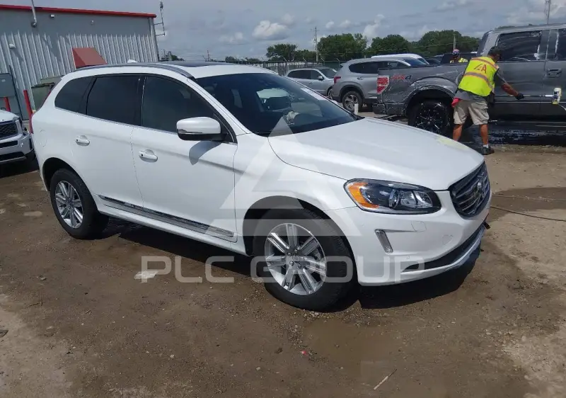 2016 Volvo XC60 фото