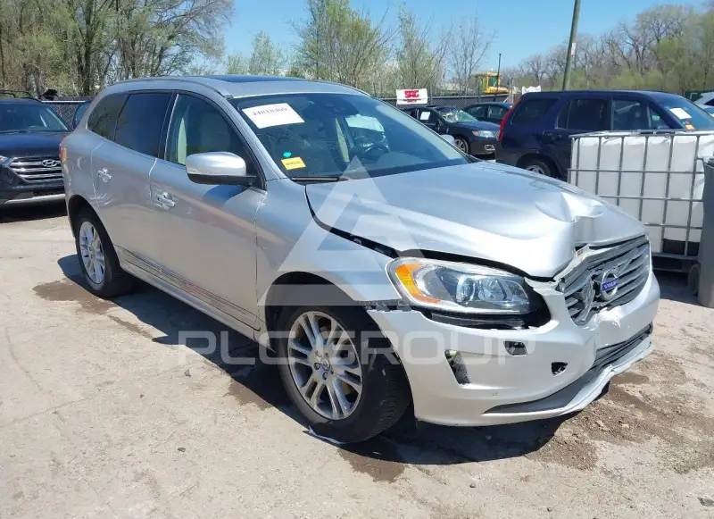 2016 Volvo XC60 photo