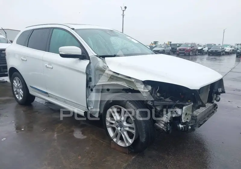 2016 Volvo XC60 фото