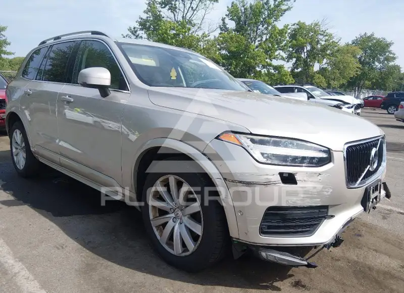 2016 Volvo XC90 photo