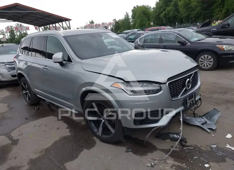 2016 Volvo XC90 фото