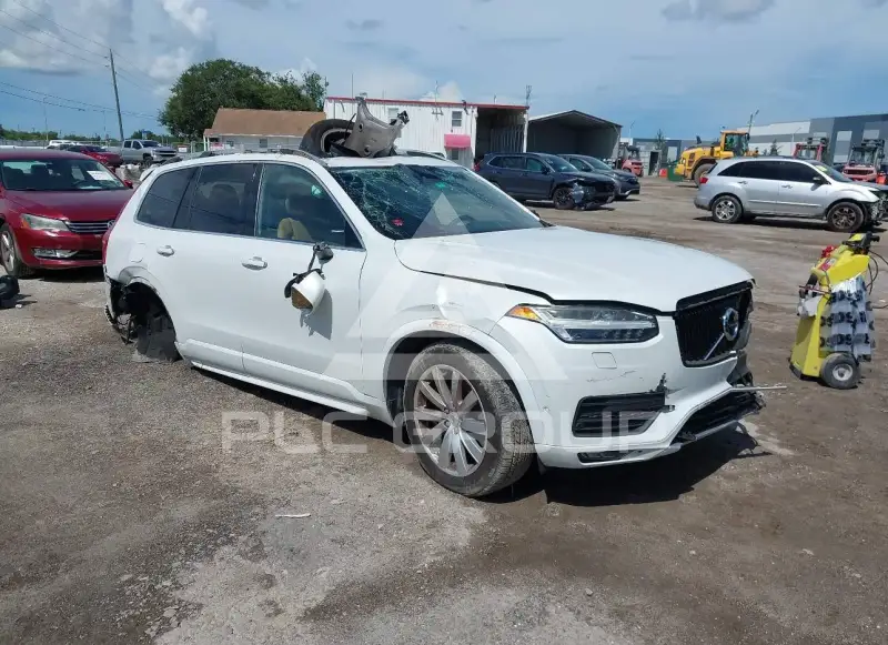 2016 Volvo XC90 photo
