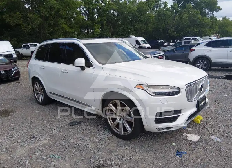 2016 Volvo XC90 фото