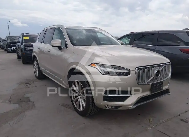 2016 Volvo XC90 фото