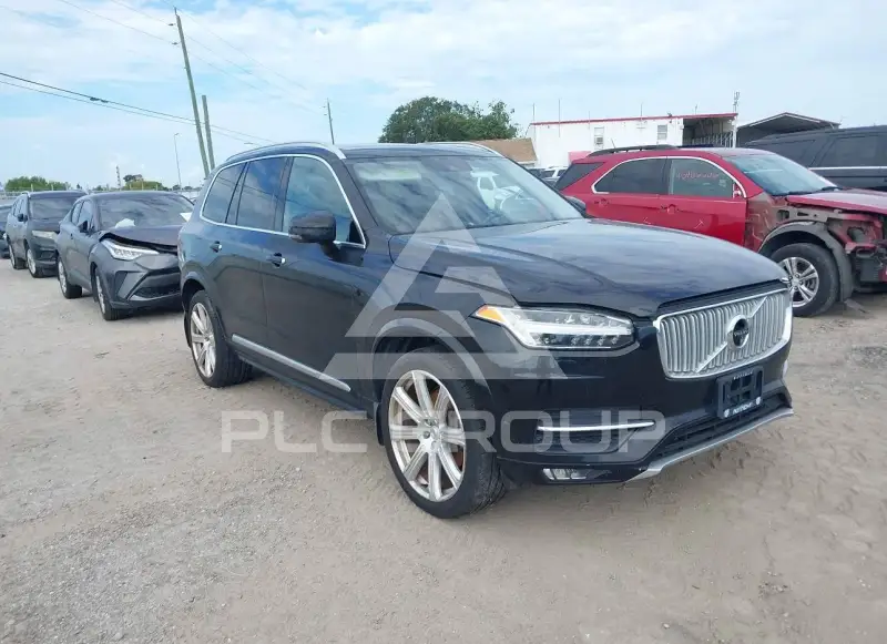 2016 Volvo XC90 фото