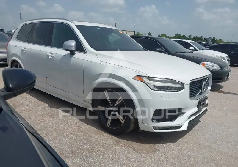 2016 Volvo XC90 photo