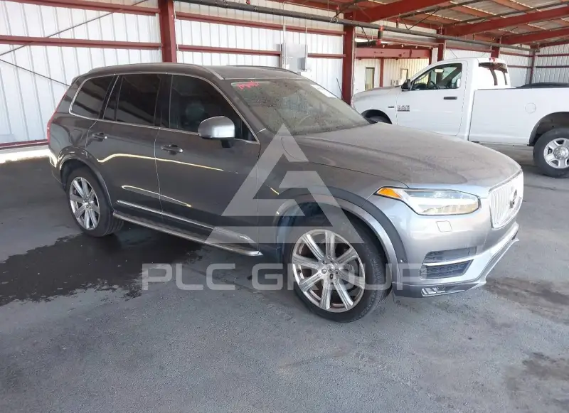 2016 Volvo XC90 photo