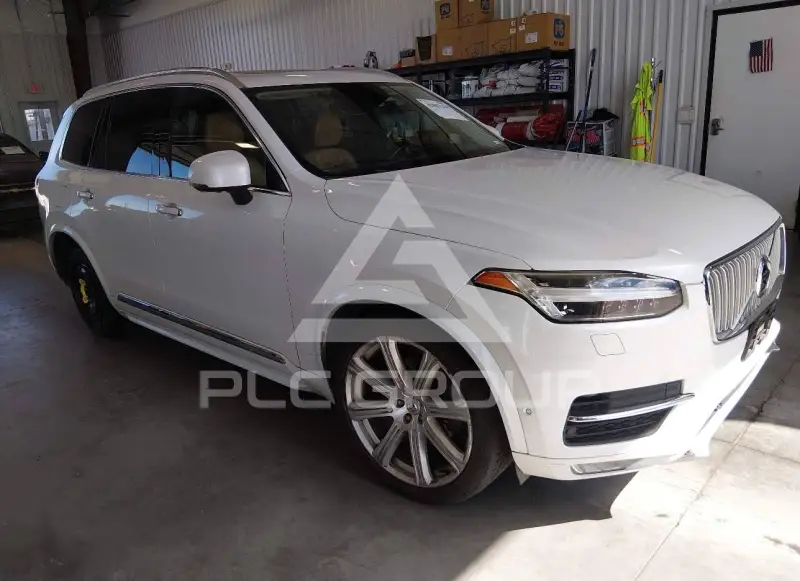 2016 Volvo XC90 фото