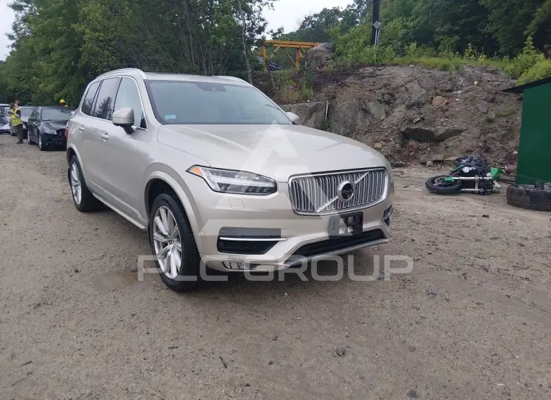 2016 Volvo XC90 photo