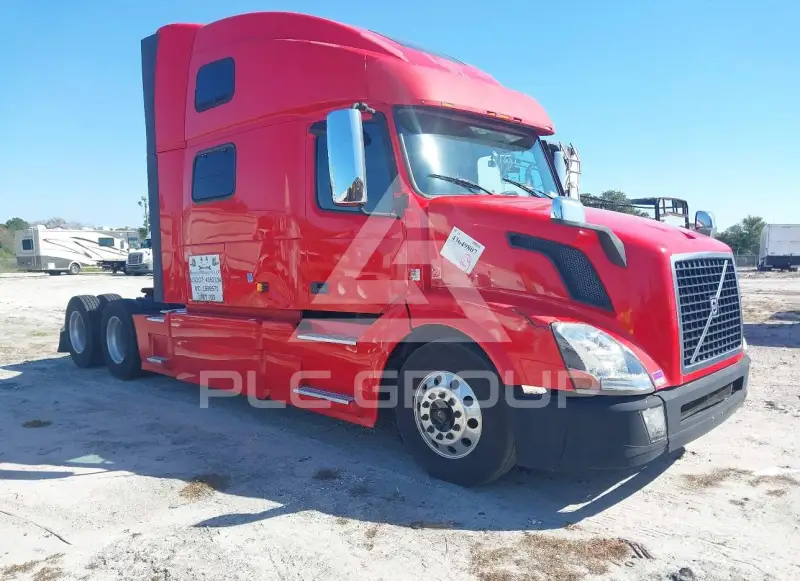 2016 Volvo VNL photo