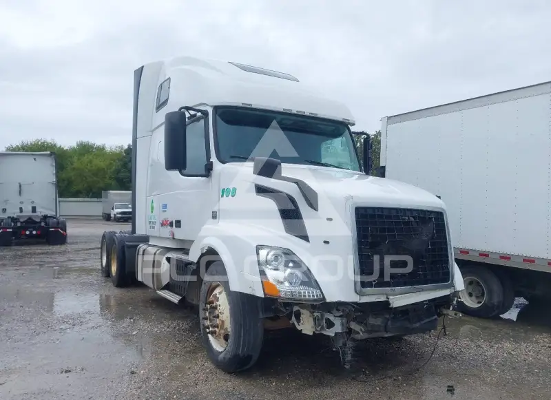 2016 Volvo VNL фото