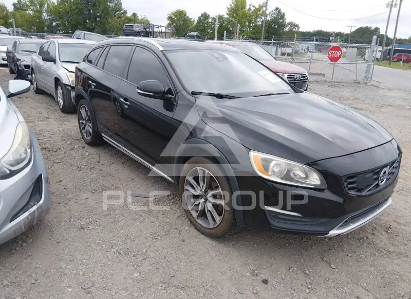 2016 Volvo V60 photo