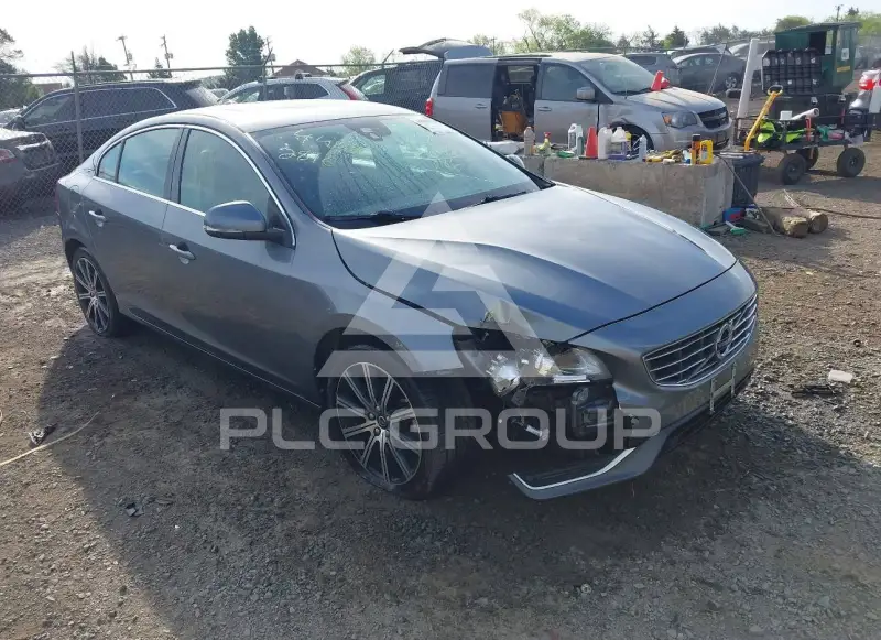 2016 Volvo S60 photo