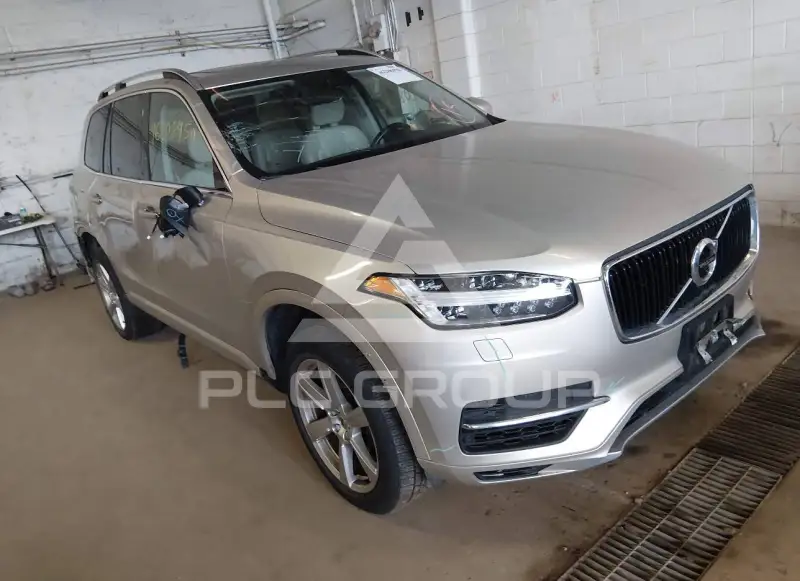 2016 Volvo XC90 photo