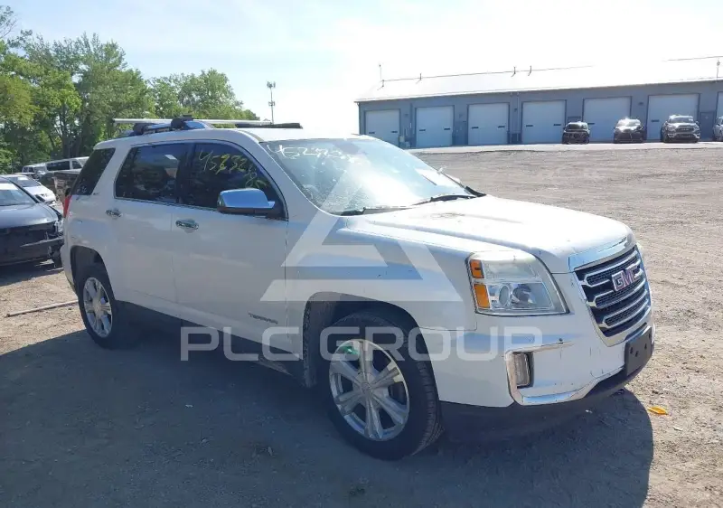 2016 GMC TERRAIN photo
