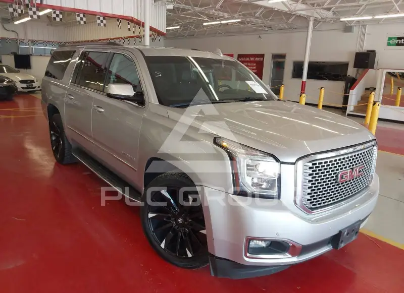 2016 GMC YUKON фото