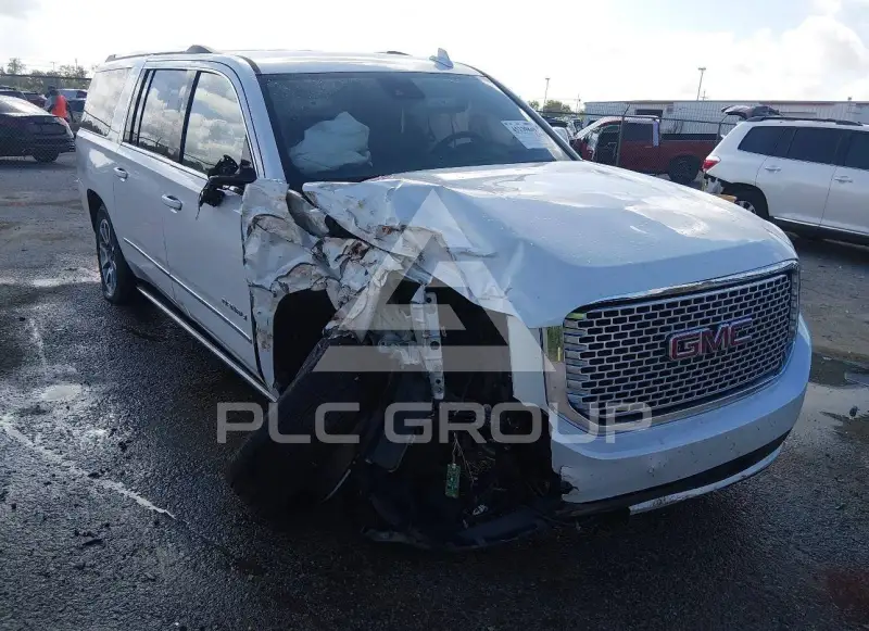 2016 GMC YUKON photo