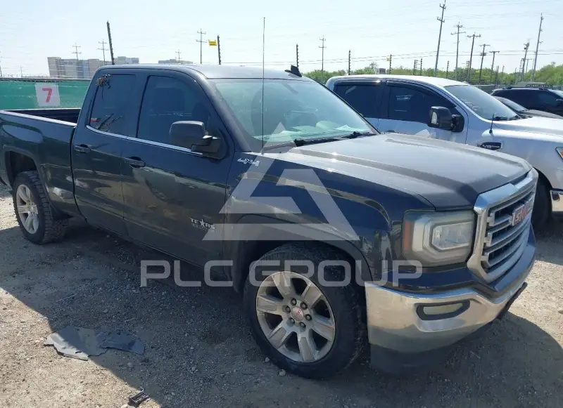 2016 GMC Sierra photo