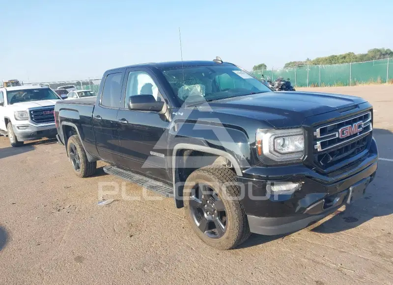 2016 GMC Sierra photo