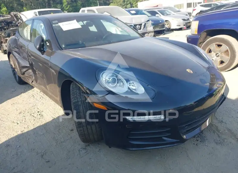 2016 Porsche Panamera photo
