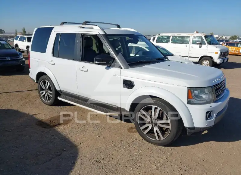 2016 Land Rover LR4 photo