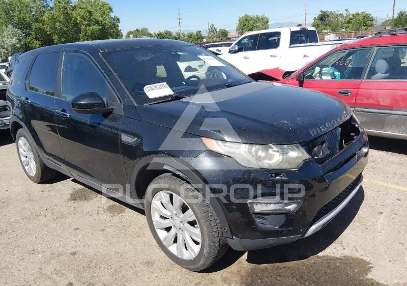2016 Land Rover Discovery photo