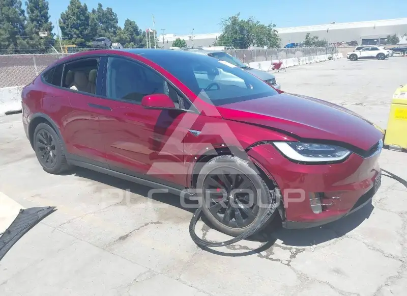 2016 Tesla Model X фото