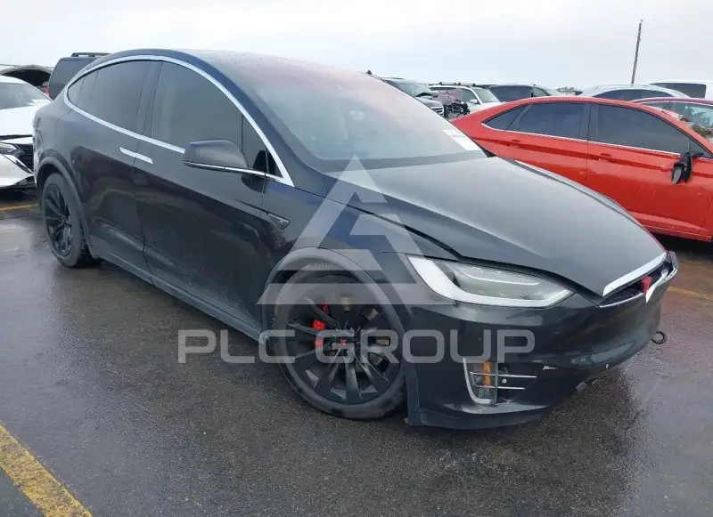 2016 Tesla Model X фото