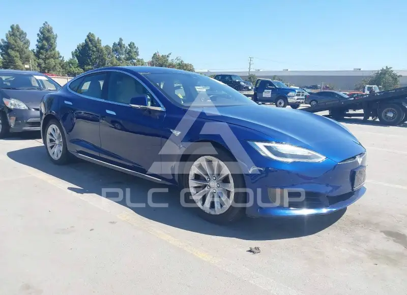 2016 Tesla Model S photo
