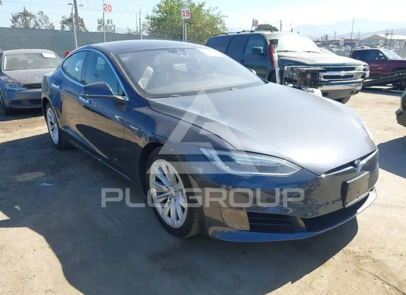 2016 Tesla Model S фото