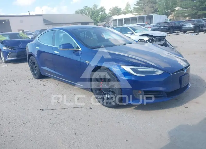 2016 Tesla Model S фото