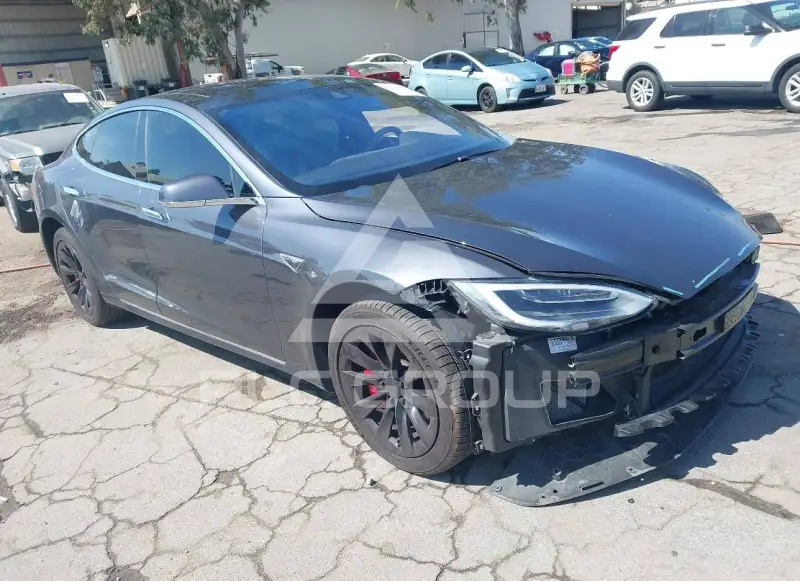2016 Tesla Model S фото