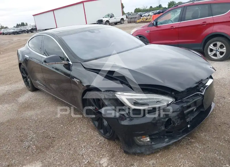 2016 Tesla Model S фото