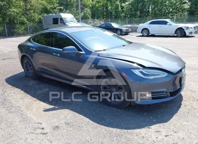 2016 Tesla Model S фото