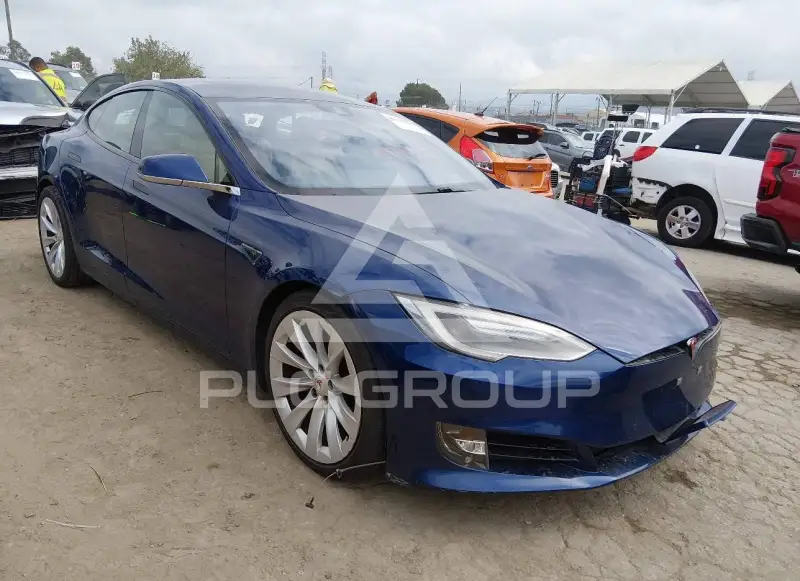 2016 Tesla Model S фото