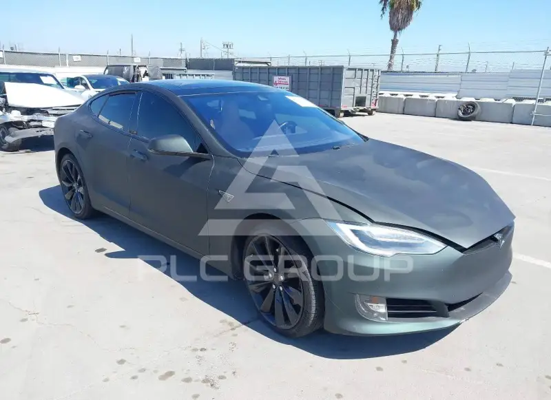 2016 Tesla Model S фото