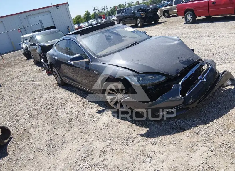 2016 Tesla Model S фото