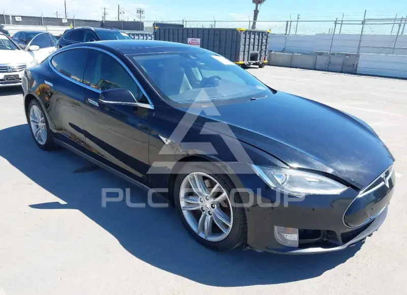 2016 Tesla Model S фото
