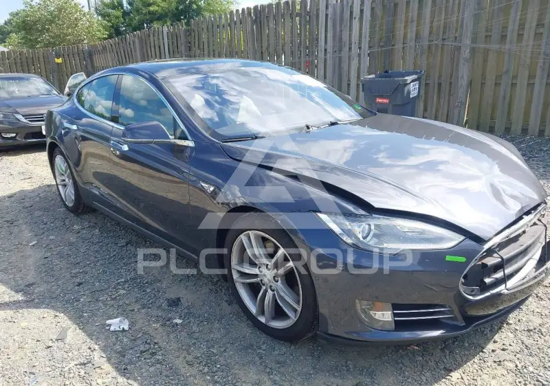 2016 Tesla Model S фото