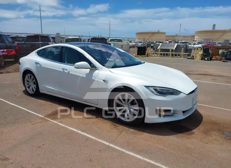 2016 Tesla Model S фото