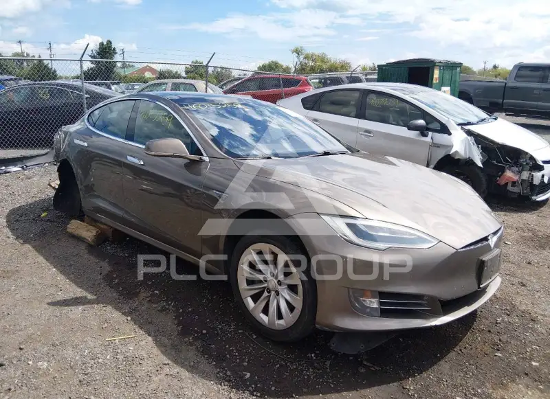 2016 Tesla Model S фото