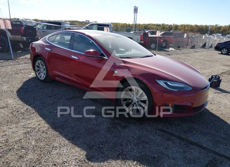 2016 Tesla Model S photo