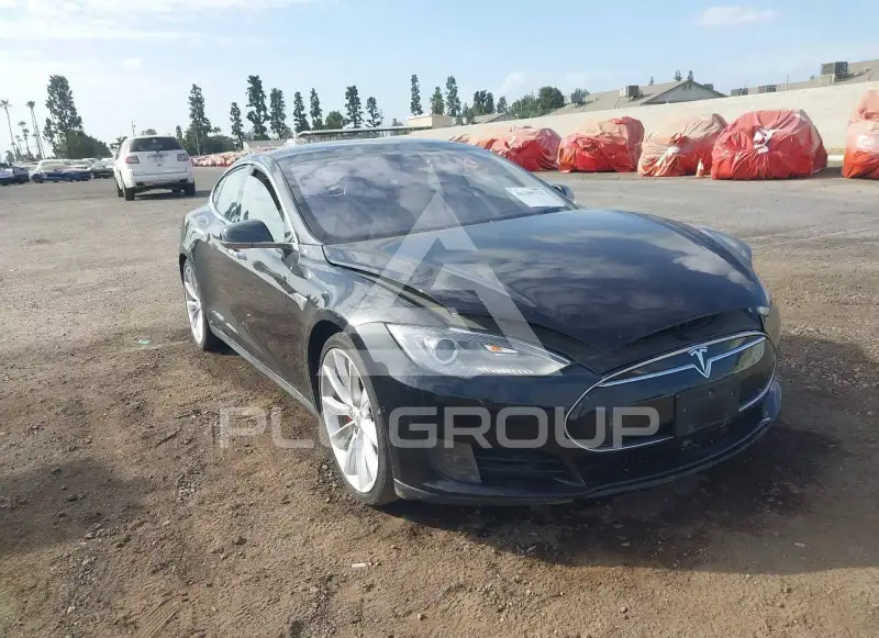 2016 Tesla Model S фото
