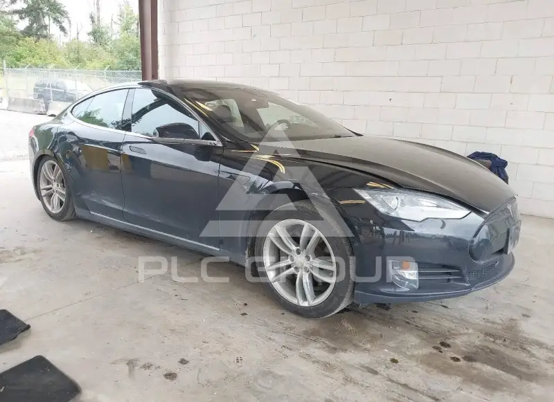 2016 Tesla Model S фото