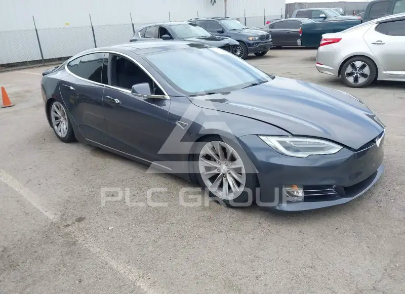 2016 Tesla Model S фото
