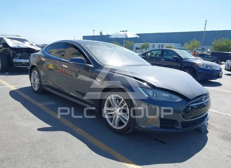 2016 Tesla Model S фото