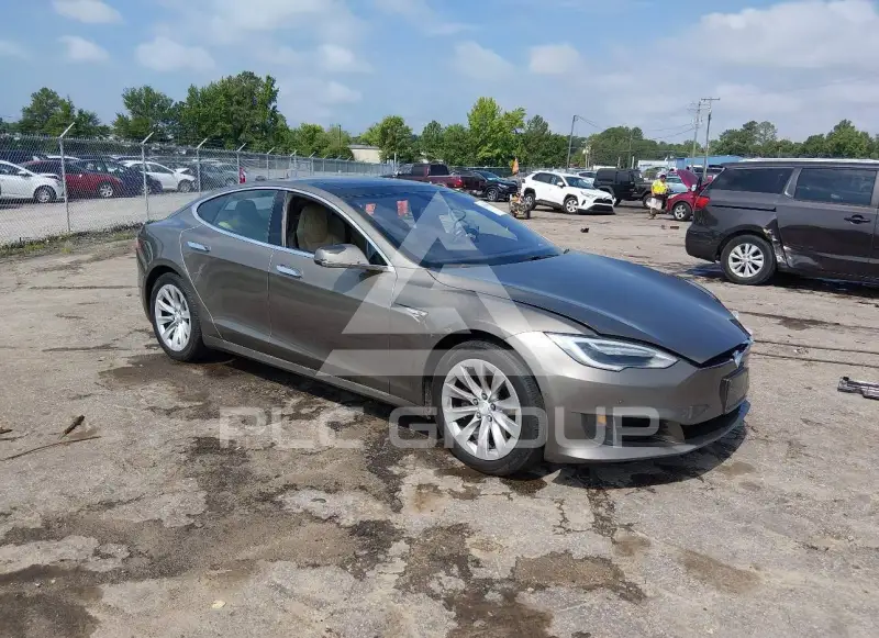 2016 Tesla Model S фото