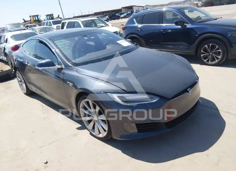 2016 Tesla Model S фото