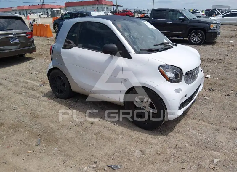 2016 Smart FORTWO фото